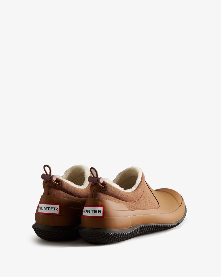 Sapato De Shearling Vegan Isolado Para Mulheres Caçadores, Marrom