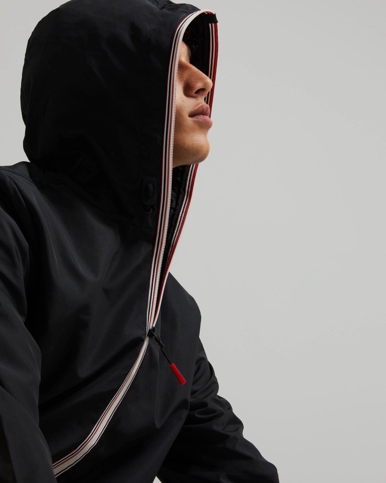 Jaqueta Preta Leve Reciclada Para Homem Caçador