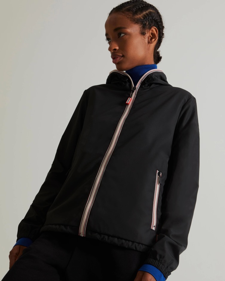 Jaqueta Preta Reciclada Leve E Embalável Para Caçador