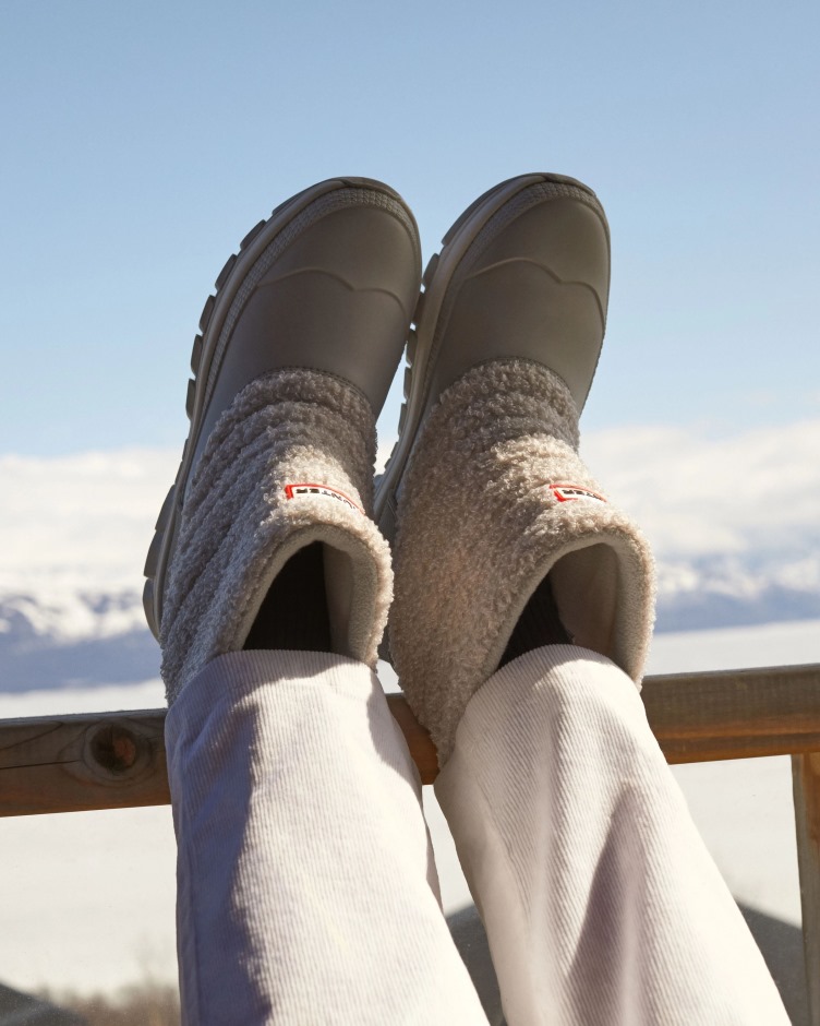 Botas De Neve De Shearling Vegan Curtas Isoladas Para Mulheres Caçadoras Cinza Fosco